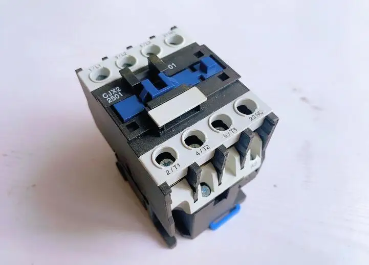contator ca com ponto de prata 3 03