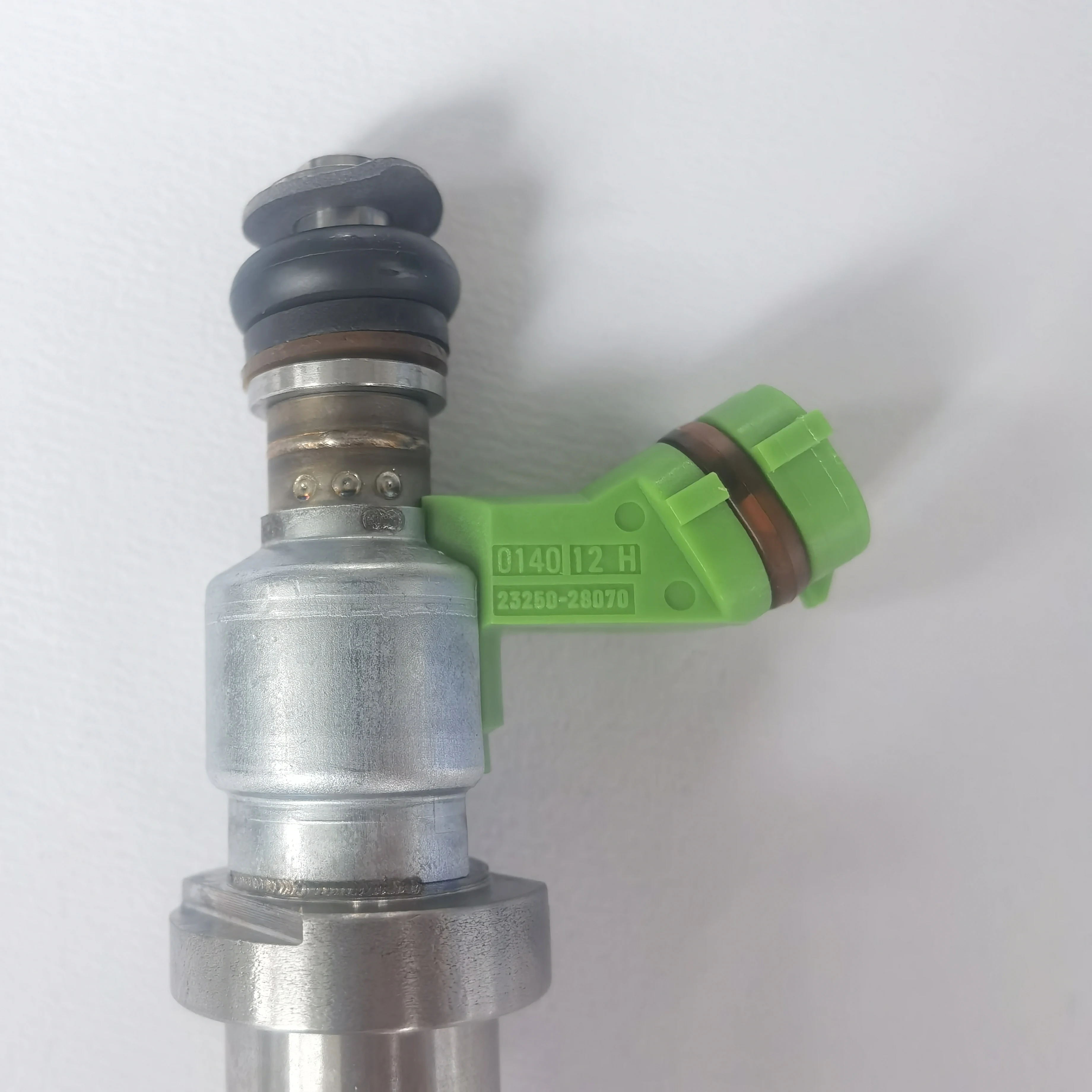 일본 연료 인젝터 연료 깍지, RAV4 Avensis용 23250-28070 23209-28070
