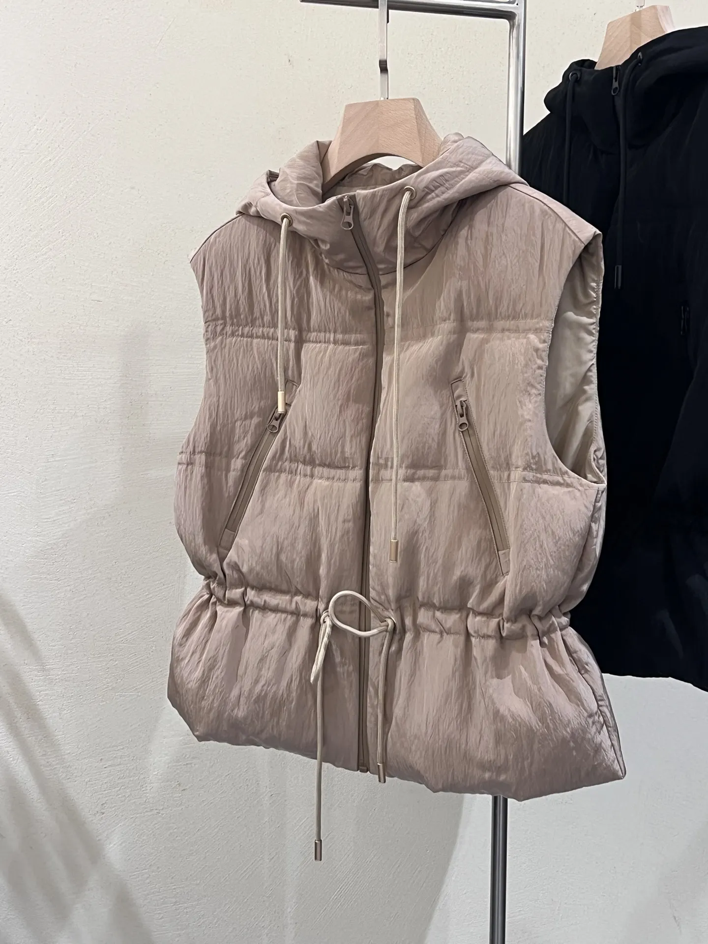Women's Hooded Drawstring Short Vest Down Jacket