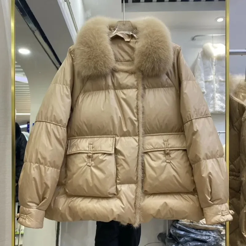 

2023 New Winter Women Real Fox Fur 90% White Duck Down Jacket Short Puffer Coat Female Vintage Mink Patchwork Parka K14