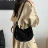Zipper Solid Flannelette Single Women's Shoulder Bag 2025 New Style Suede Dumpling Bag Simple Retro Commuting Crossbody Bag 4