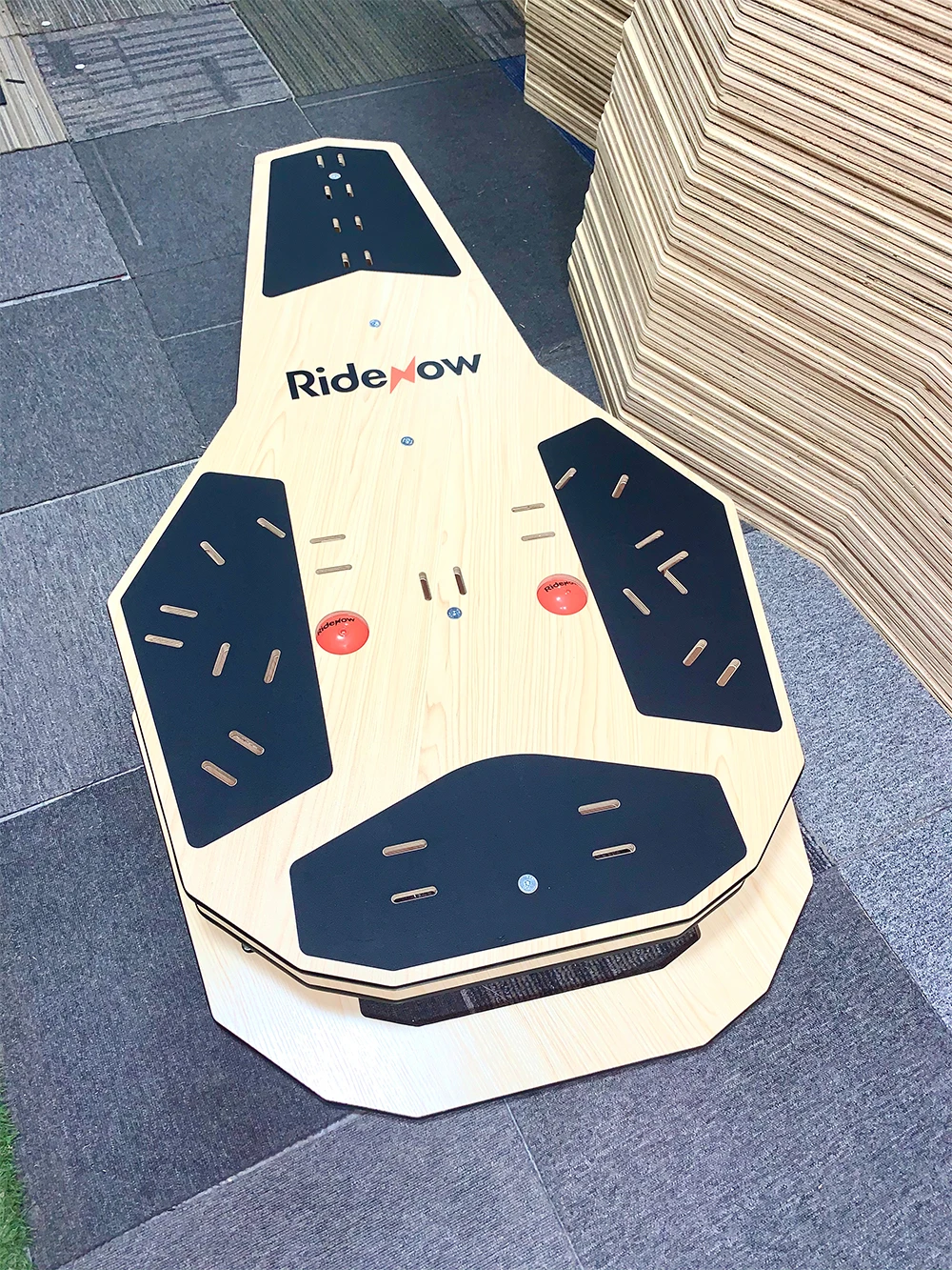 スマートバイクトレーナー、サイクリングロッカーボード機器、屋内 