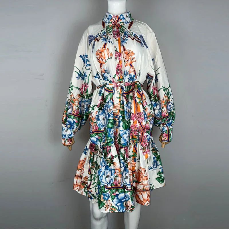 

2022 Multicolor retro print pattern tie waist single-breasted loose dress ladies autumn new style big hem Puff fashion skirt