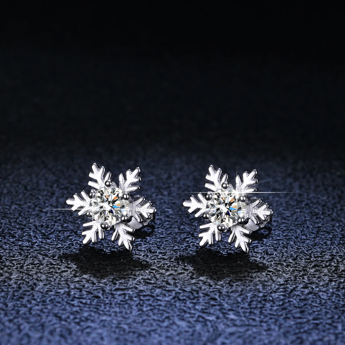 

Free Shipping Items Moissanite Earrings Snowflakes Shape Piercing Cute Earrings 925 Silver Jewelry Women's Earrings