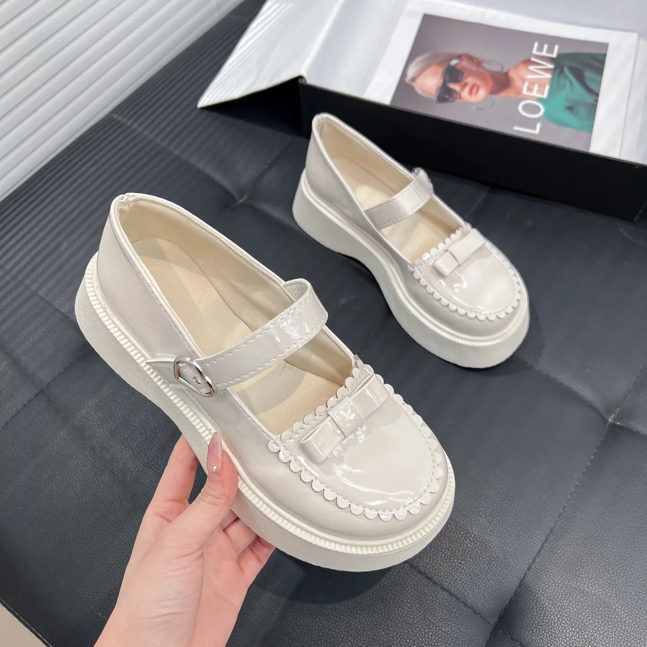 Heel Shoes for Women 2022 New Platform Shoes Kawaii Heart Buckle Lolita Shoes Uniform Bow Thick Heels Med Retro Mary Jane Shoes