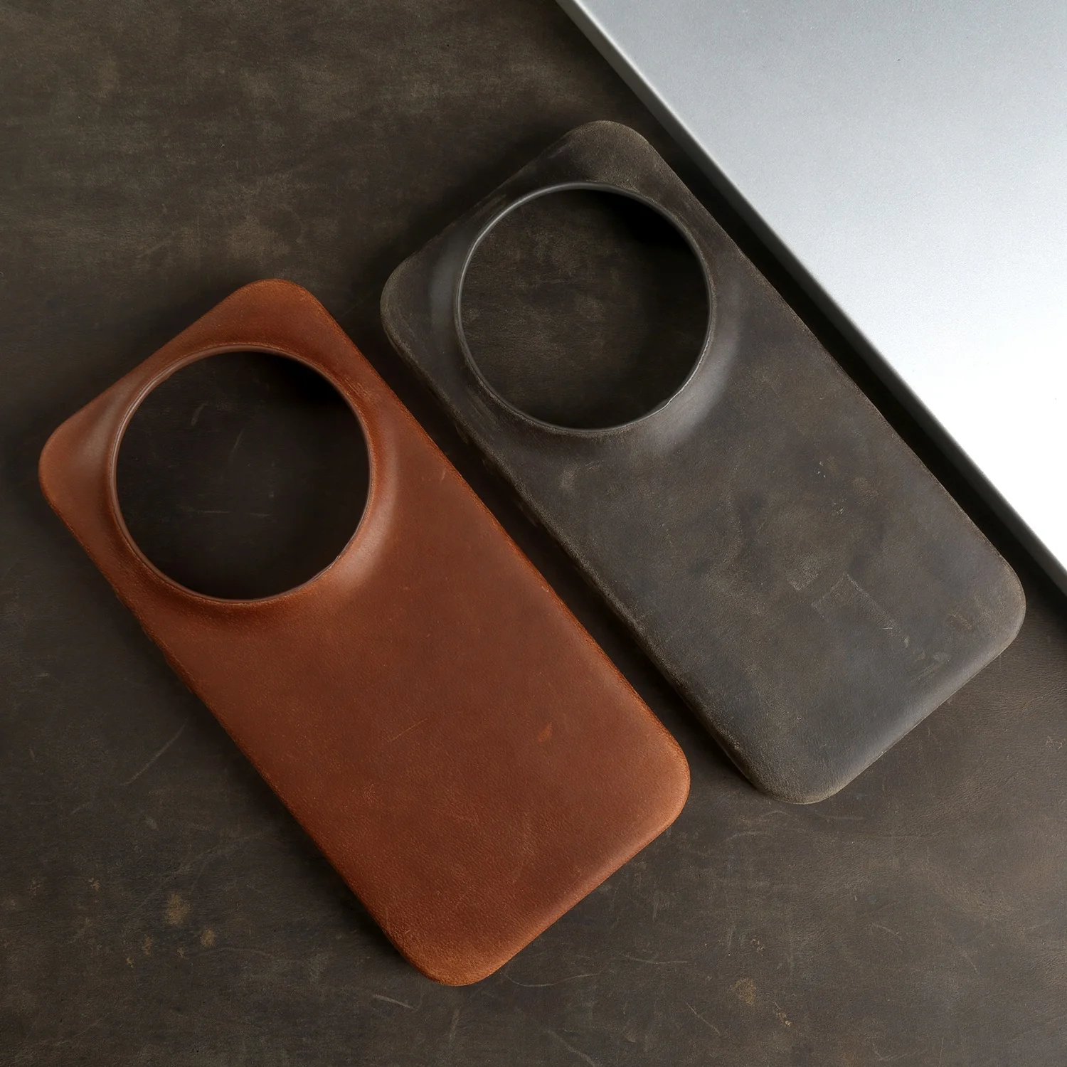 Handcrafted Magnetic Genuine Leather Business Phone Back Cover Case - Crazy Horse Design
