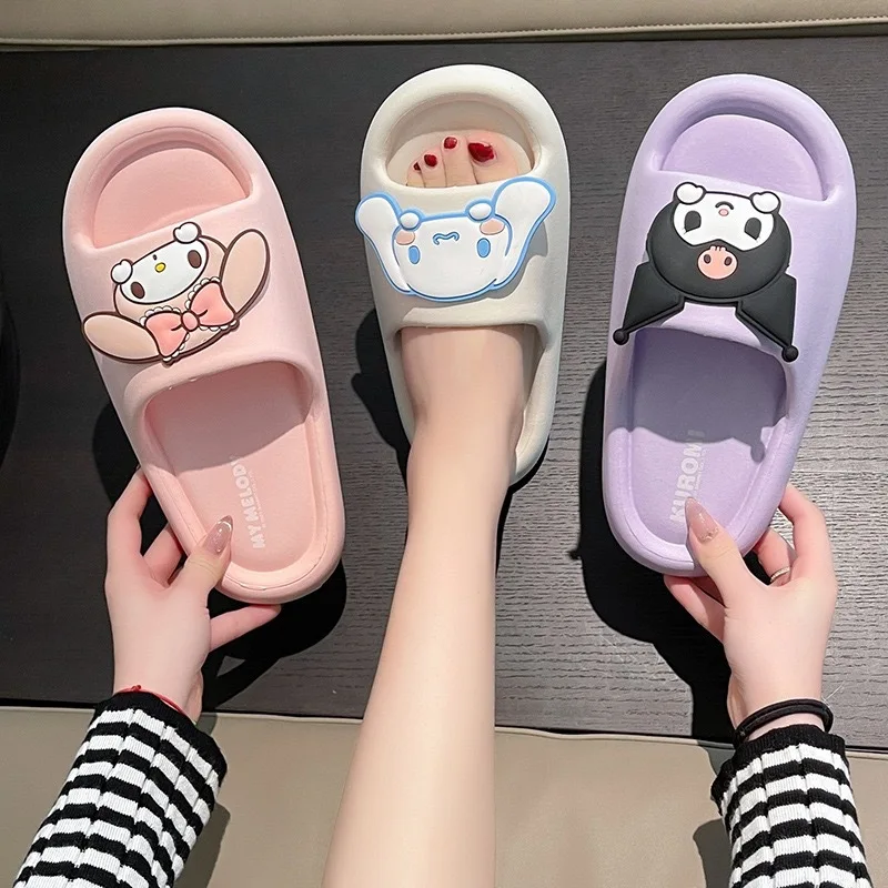 

Шлепанцы Sanrio Kuromi женские, аниме My Melody Kawaii Cinnamoroll, летняя обувь для девочек, с мягкой подошвой, домашние Шлепанцы из ЭВА