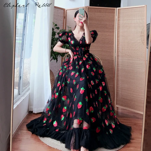 فستان “فراولة الليل والورد” طويل بتول