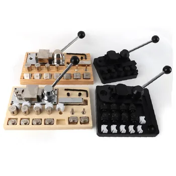 Macchina piegatrice per anelli, strumenti e attrezzature per la creazione di gioielli, piccoli strumenti per modellare, arrotondare e formare oro, argento e rame.