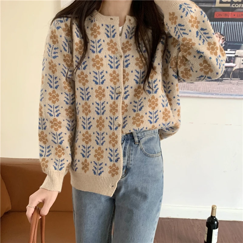 

O-Neck Women's Sweaters Cardigan Printed Single Breasted Warm Loose Knitting Flower Pattern Thin Sweater Coat Autumn And Winter