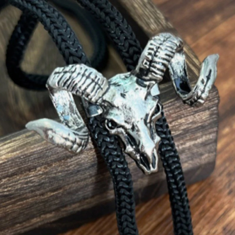 

Western Cowboy Alloy Goat Head Buckle Bolo Tie for Men Teens Shirt Sweater Decor