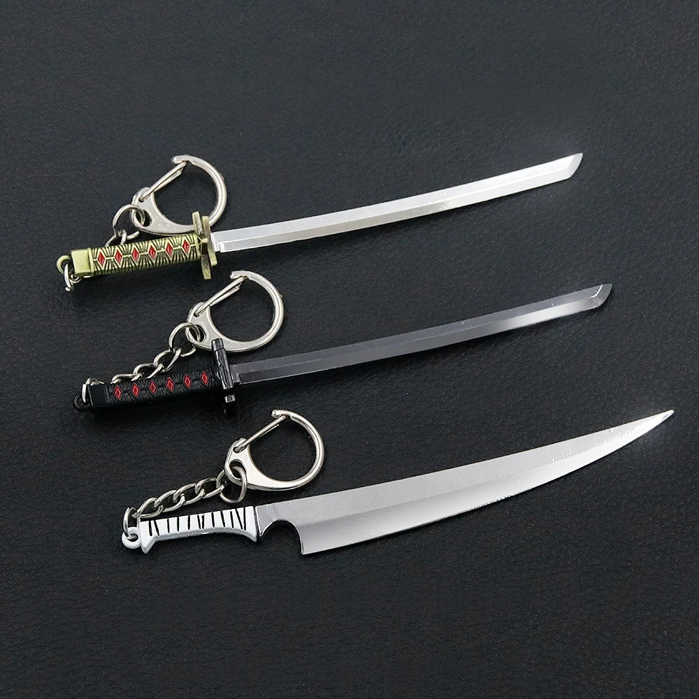 Anime Bleach Weapon Keychain Cosplay Zangetsu Zanpakutou Sword Key Chain Hitsugaya Toushirou Katana Keychains Accessories llaver