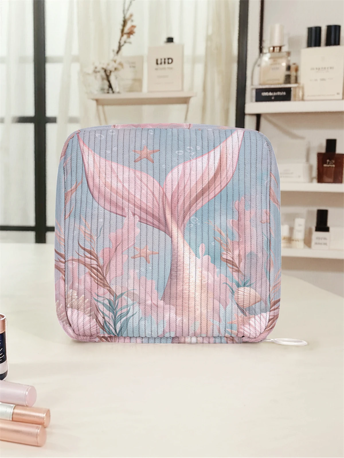 Mermaid pattern printed sanitary napkin storage bag, women's lightweight tissue bag, sanitary tissue bag
