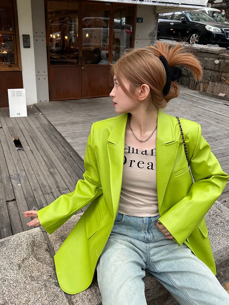 

Женский Зеленый Блейзер из искусственной кожи большого размера, новая свободная куртка с отворотом и длинным рукавом, модная весенне-осенняя 2023