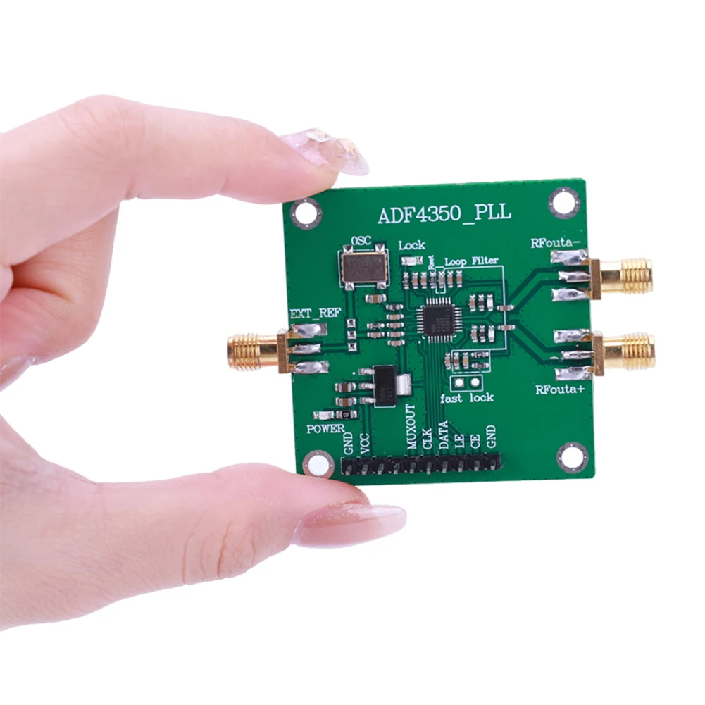 Générateur De Signal RF ADF4351 - Fréquence 35 à 4000 MHz - Affichage LED - Alimentation 5V CC - Carte PCB Compacte