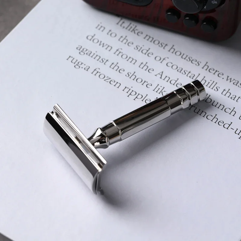 Yaqi THOT Stainless Steel Safety Razor With Gift Box 1.35MM Blade Gap 12MM Handle Diameter And 75MM Handle Diameter Safety Razor