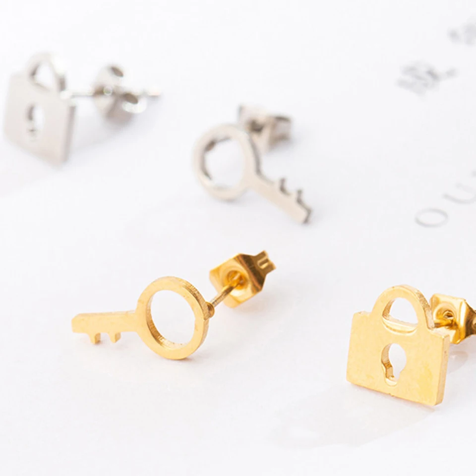 New Romantic Small Gold Silver Color Star Moon Lovely Heart Shape Orecchini Donna Acciaio Inossidabile Ear Stud Regali Fidanzata
