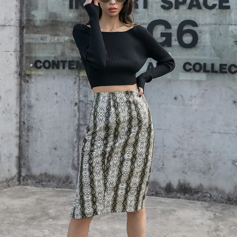 

2023 Spring Styling Women's Skirts Snake Print Pu Leather Elegant Slim Sexy Raise Hip Slit Autumn Female Pencil Skirt C4623