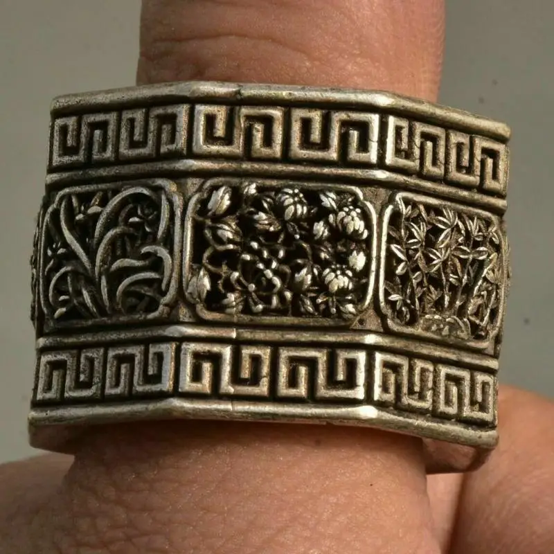 3.5Cm Old Chinese Miao Silver Dynasty Flower Hollowed Out Fingerstall Ring