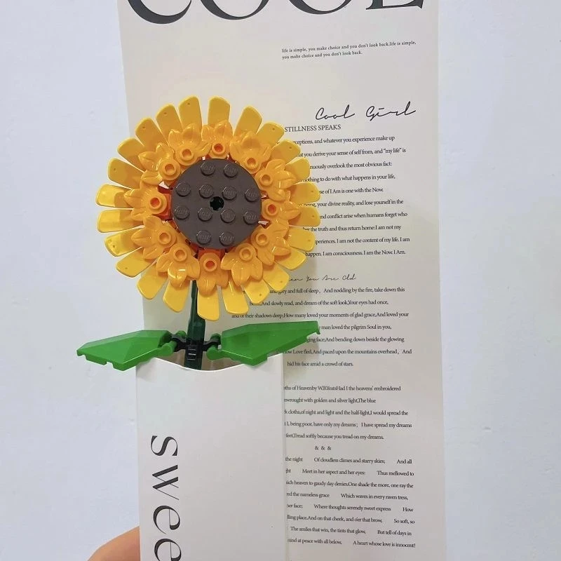 Sunflower Blocks City Creative Plant Desktop Decoration Building Blocks Girls Toys Birthday Gifts MPC Model Classic Bricks 6