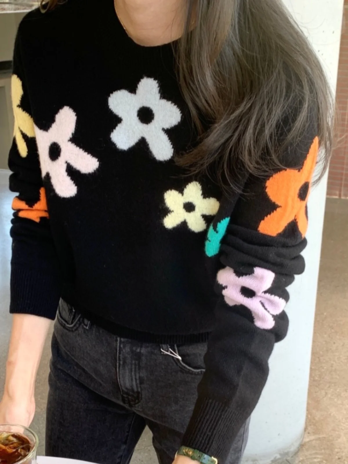 Korean Sweet Flower Knitted Sweater Women's Loose Design round Ne Overhead Top Trendy Autumn Faion Comfortable Warmth