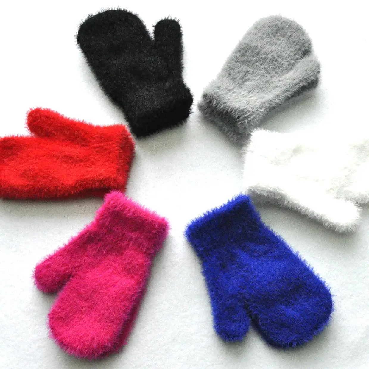 Baby Short Gloves Winter Faux Sable Children Solid Thickened Plush Furry Full Finger Mittens Autumn Hand Warmer 1-4 Years Old 6