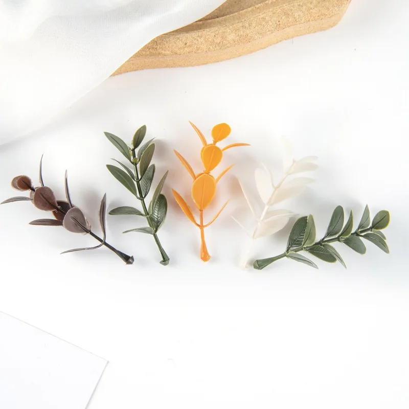 Artificial Plants Leaf Wedding Party Home Decor Accessories Diy Cake Candy Box Garland Christmas Decorative Flowers Wreath