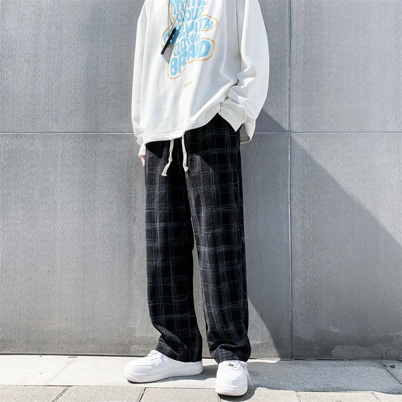 Рисунок 2 - Брюки мужские клетчатые повседневные