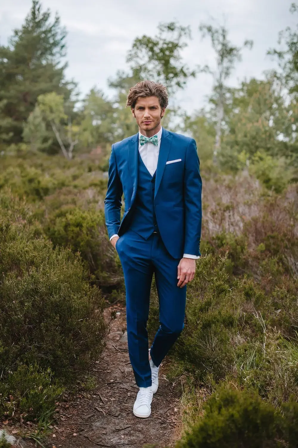 Newest Designs Blue Formal Wedding Elegant Men Suit Groom Tuxedo Prom Slim Fit Blazers High Quality Custom 3 Piece Set Costume