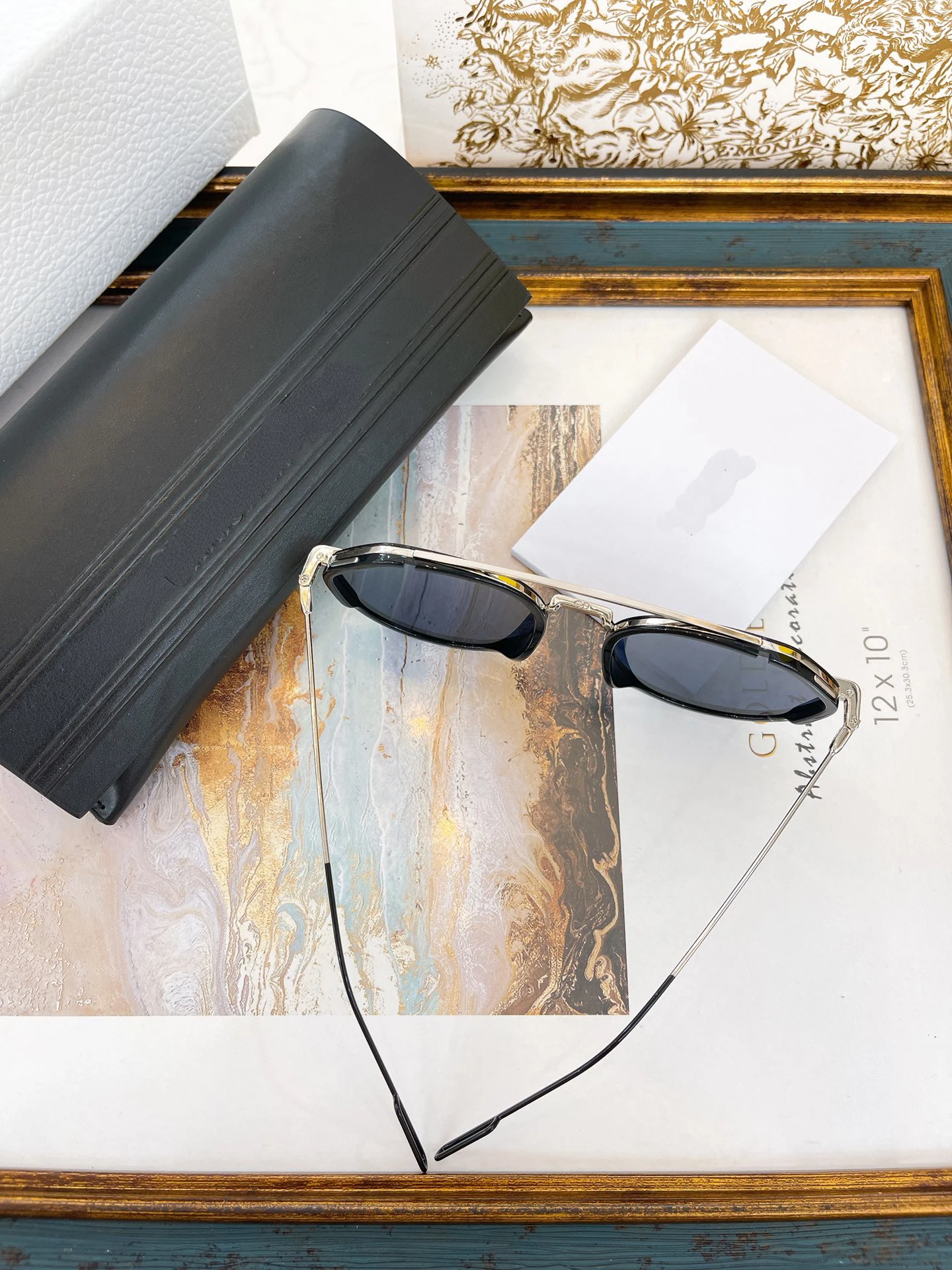 Classic Polarized Pilot Sunglasses For Women And Men Retro Style_voghion.com