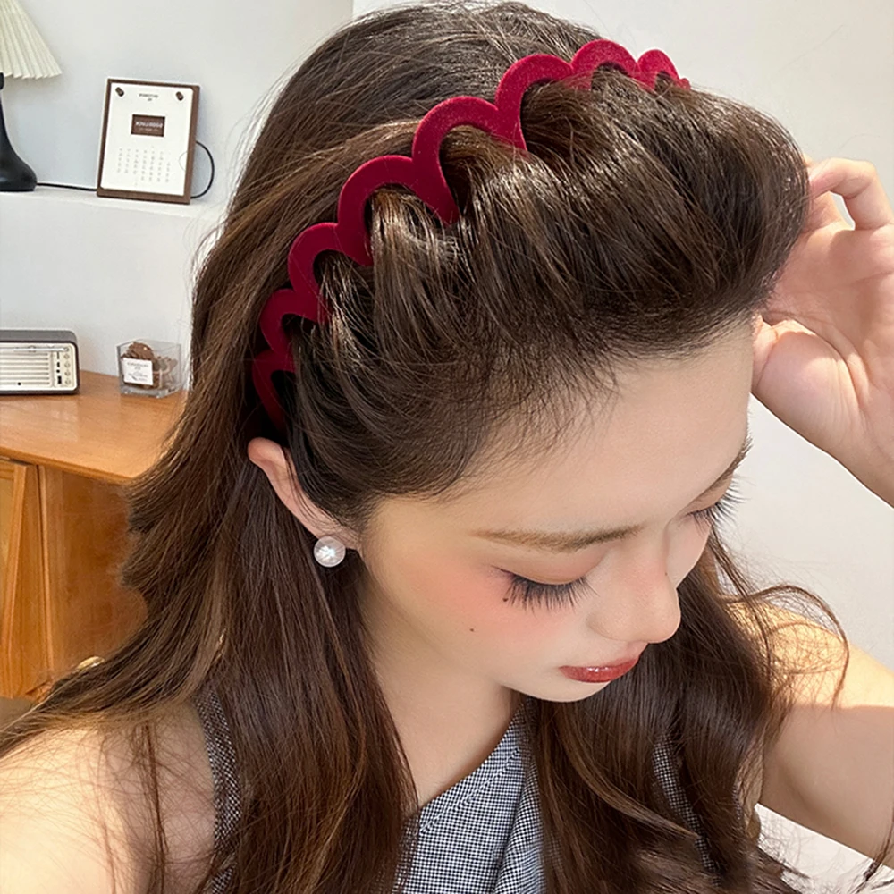 Korean Women Hair Comb Non-Slip Headband Velvet U Shape Hair Hoops Fixed Teeth Fluffy Top Hair Bands Headwear Hair Accessories