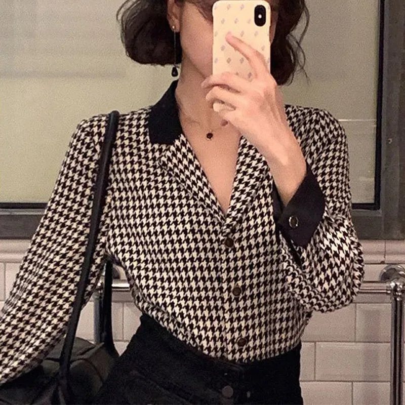 

2024 Autumn Elegant Fashion Harajuku Slim Fit Tops Loose Casual All Match Outerwear Printed Patchwork Lattice Long Sleeve Blusa