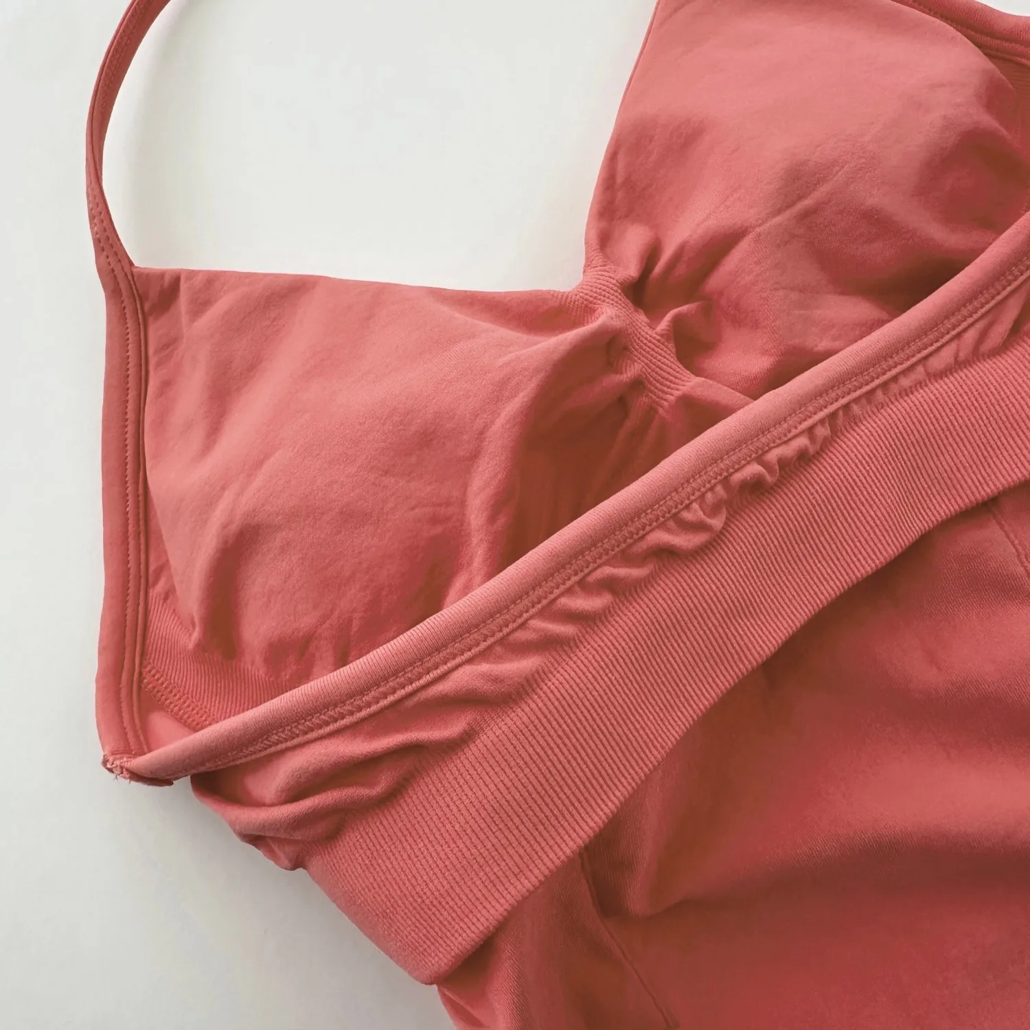 Strappy sportinio viršaus nuotrauka 14