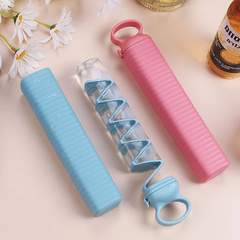 Description Picture 2 of itemDurable Food-grade Ice Maker Ice Tray Mold Easy To Use Pull-out Home Ice Cream Mold Portable Home Kitchen Storage