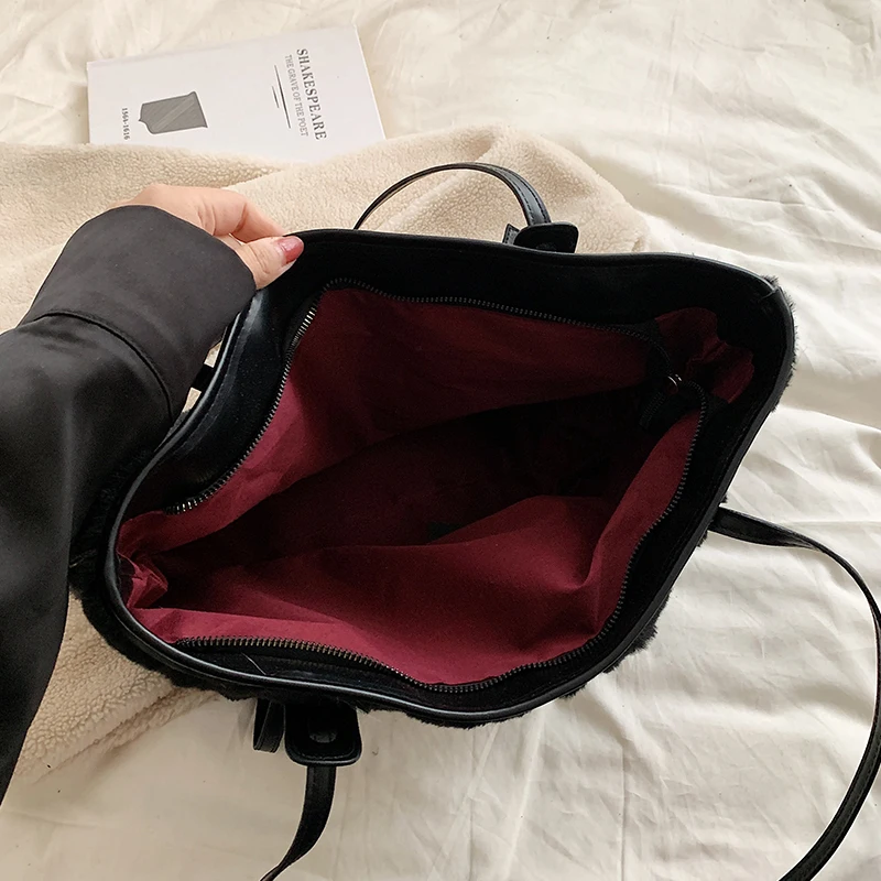 VeryMe crossbody bag Retro Bags For Women Soft Plush Shoulder Bags Female Large Capacity Travel Bag Winter Warm Fluffy Totes