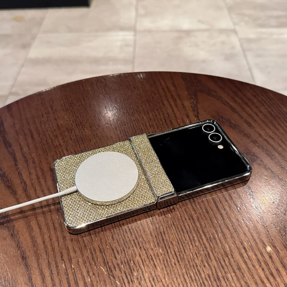 Fashion Glitter Magnetic Wireless Charging Protective Back Cover