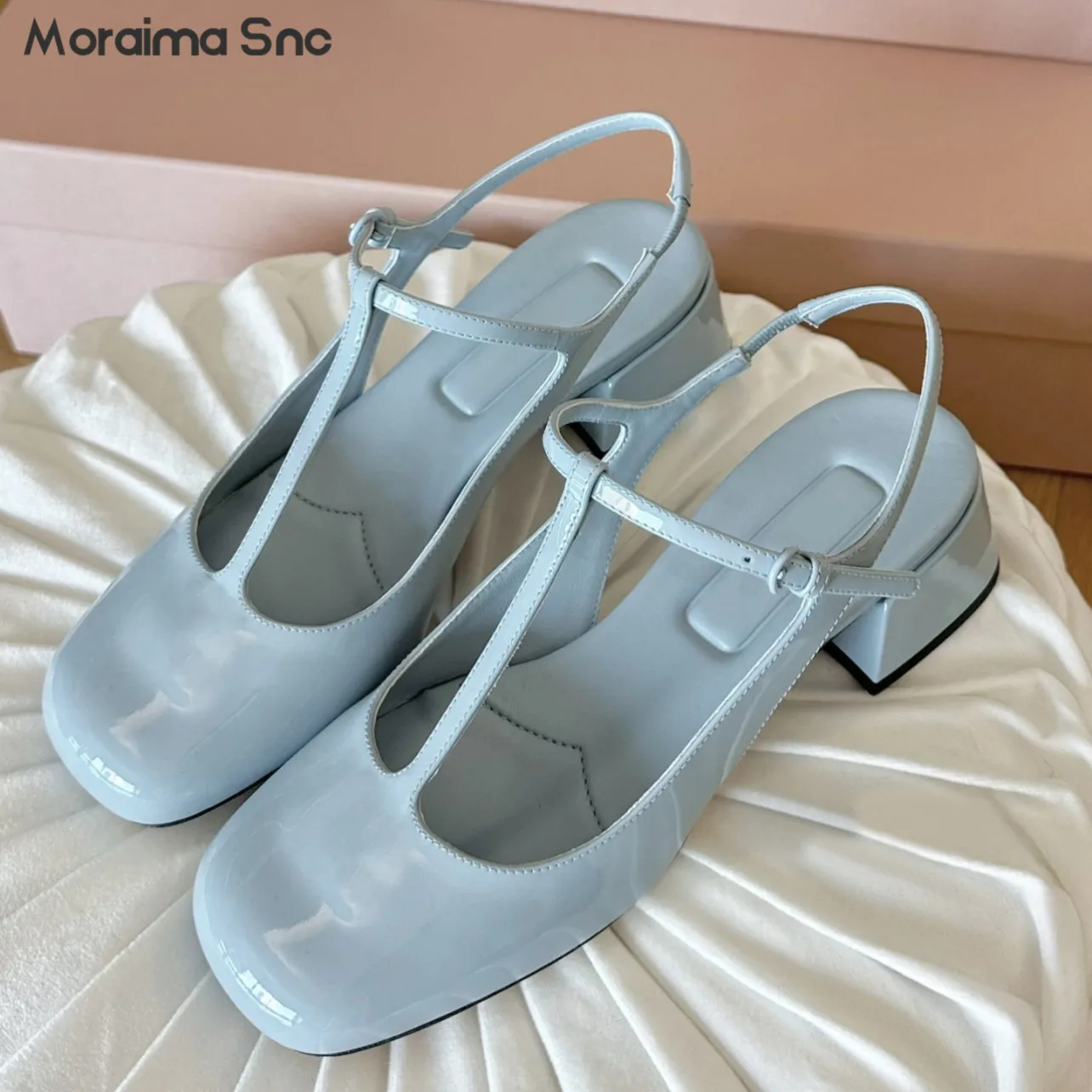 

Light Blue Baotou Mary Jane Leather Shoes New Retro Thick Heel Low Heel Sandals Patent Leather Mary Jane Shoes Back Empty Pumps