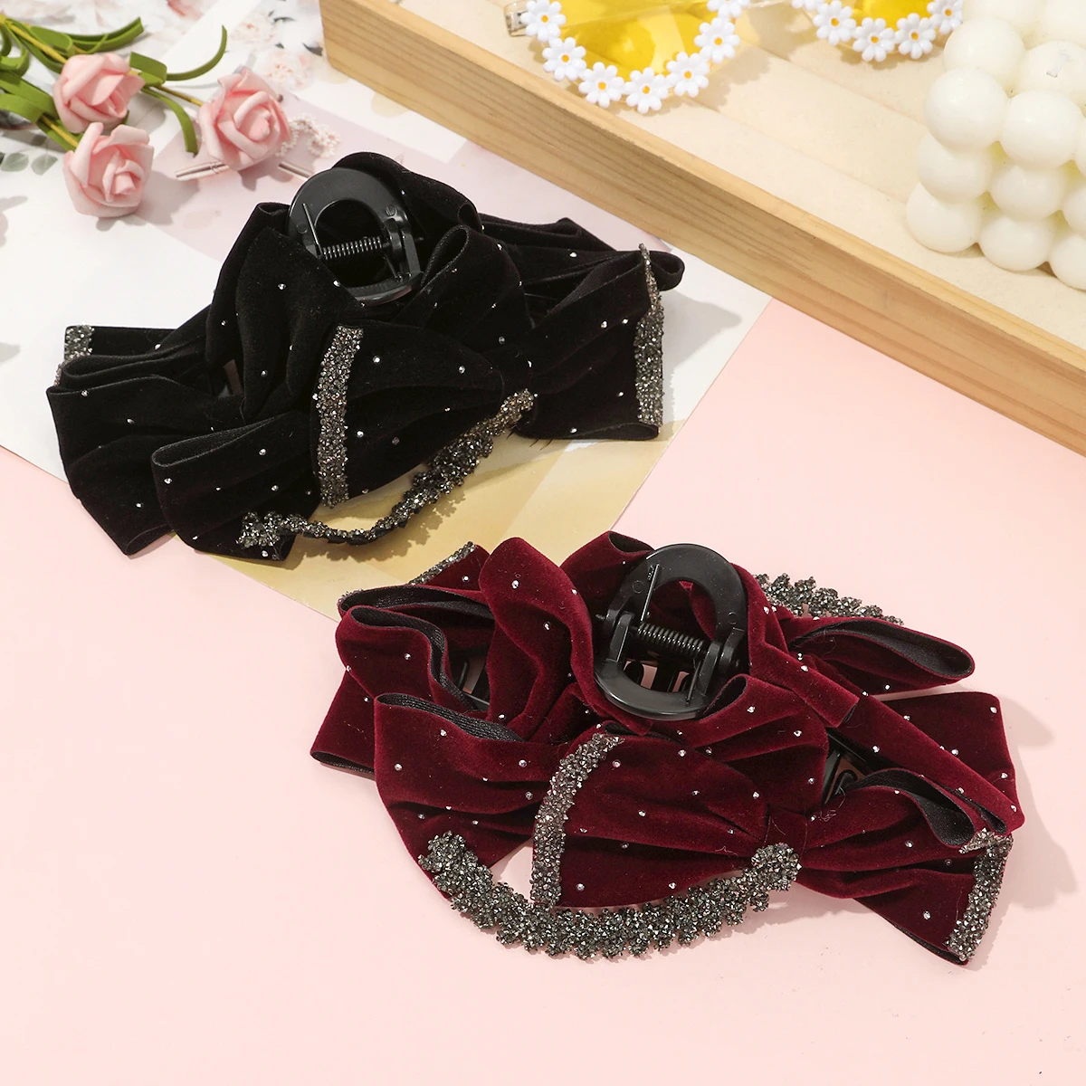 Fashion Velvet Bow Rhinestone Hair Claw Clip Female Elegant Hair Crab Hair Clip Headdress Ladies Jewelry Hair Accessory Gift