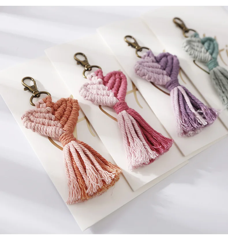 

Hot Sale Boho DIY Valentine's Day Present Handwoven Key chain Macrame Heart Cotton Rope Tassel Bag Keychain