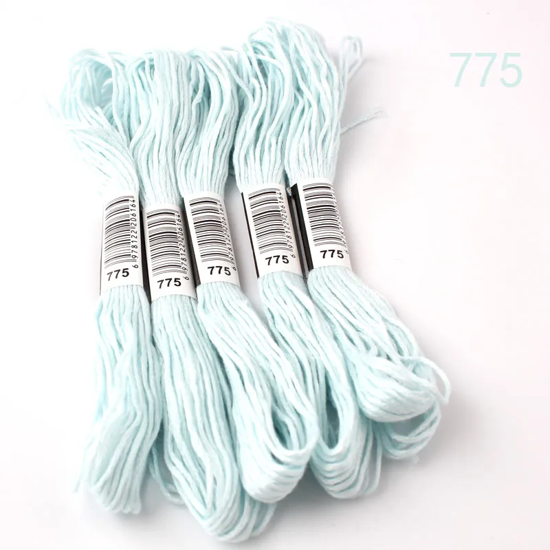 775