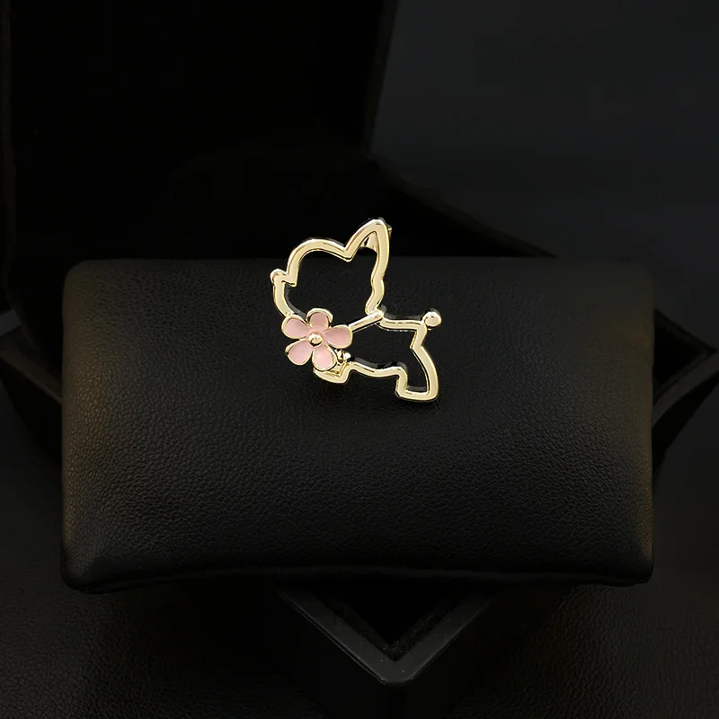 Hollow Cute Puppy Brooch Cartoon Dog Badge Women's Suit Accessories Neckline Anti-Exposure Buckle Pins Fixed Decoration Jewelry