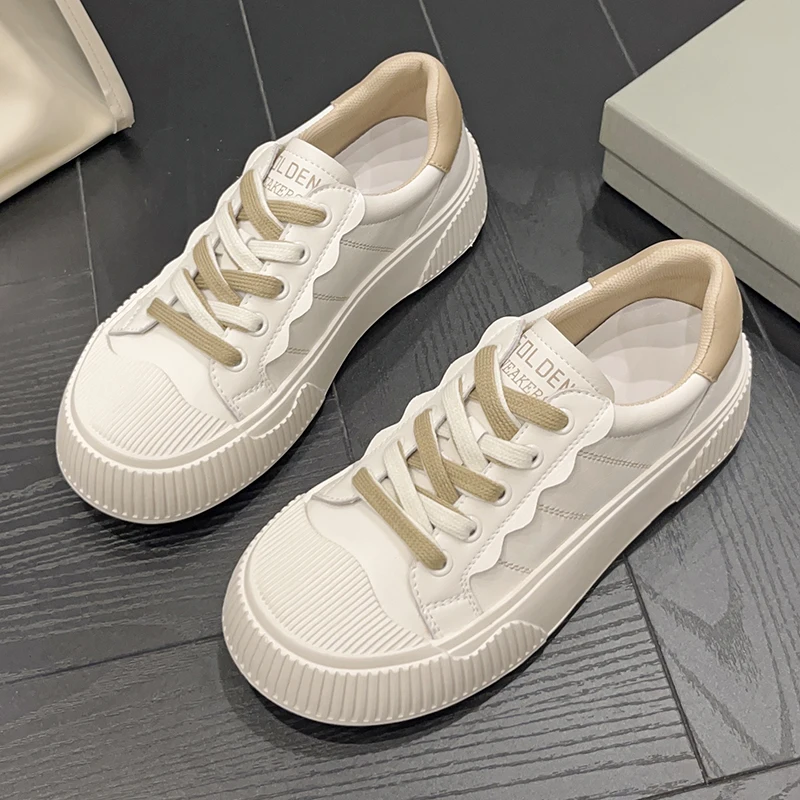 

Genuine Leather Women Platform Sneakers Autumn Fashion Sports Little White Shoes Ladies Vulcanized Shoes Large Size 43