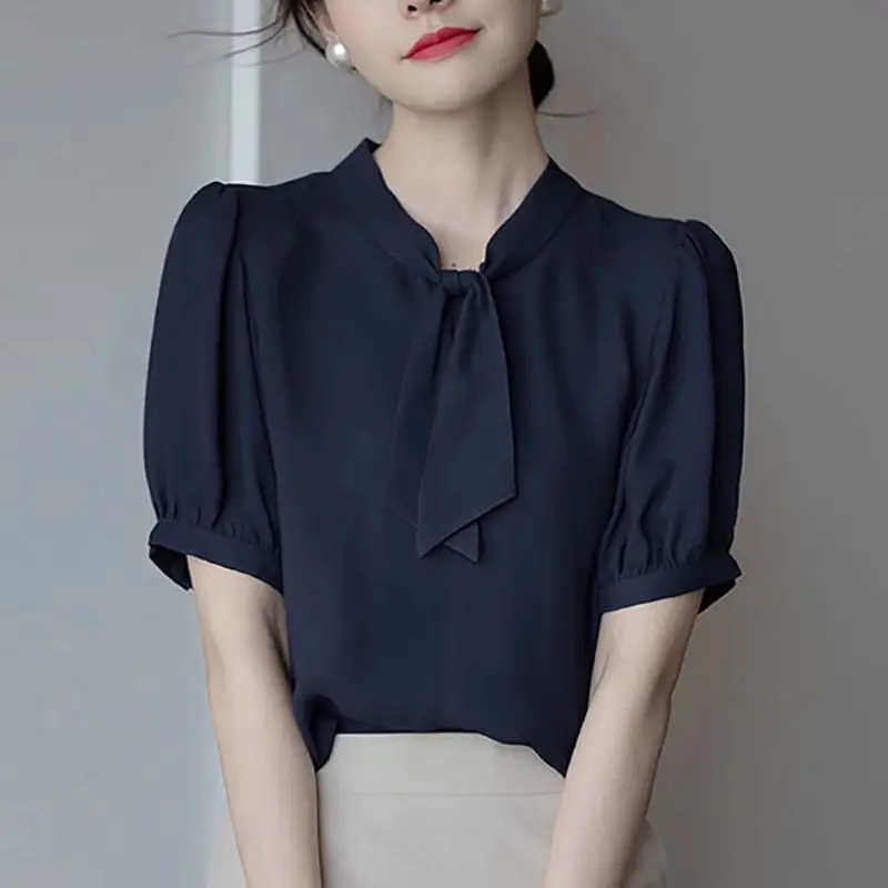 브이넥 반팔 단색 셔츠, 오피스 레이디 통근자, 우아한 패션, 젊은 스타일 활 상의, 2023 신상 여성복