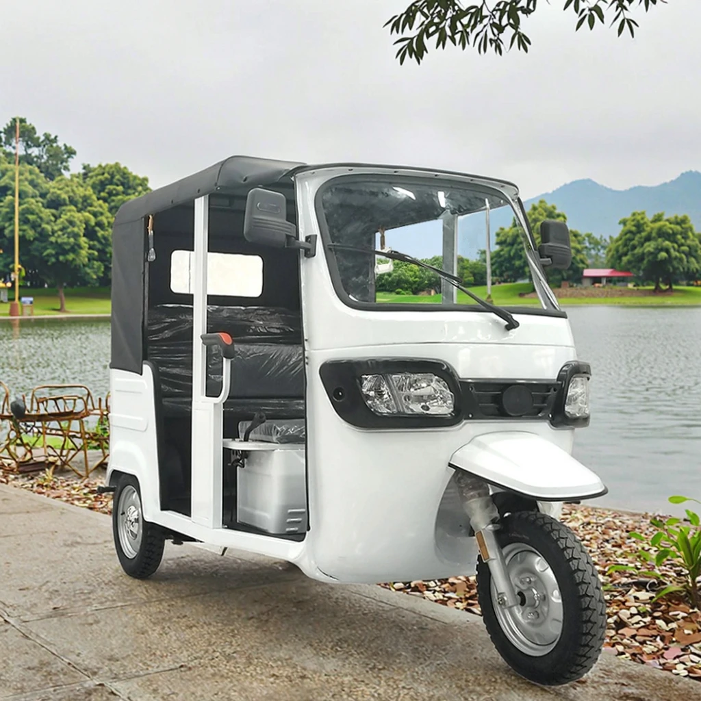 Bajaj Auto Taxi Tricicli passeggeri Tuk Tuk motorizzato a benzina con moto triciclo elettrico a tre ruote - immagine 4