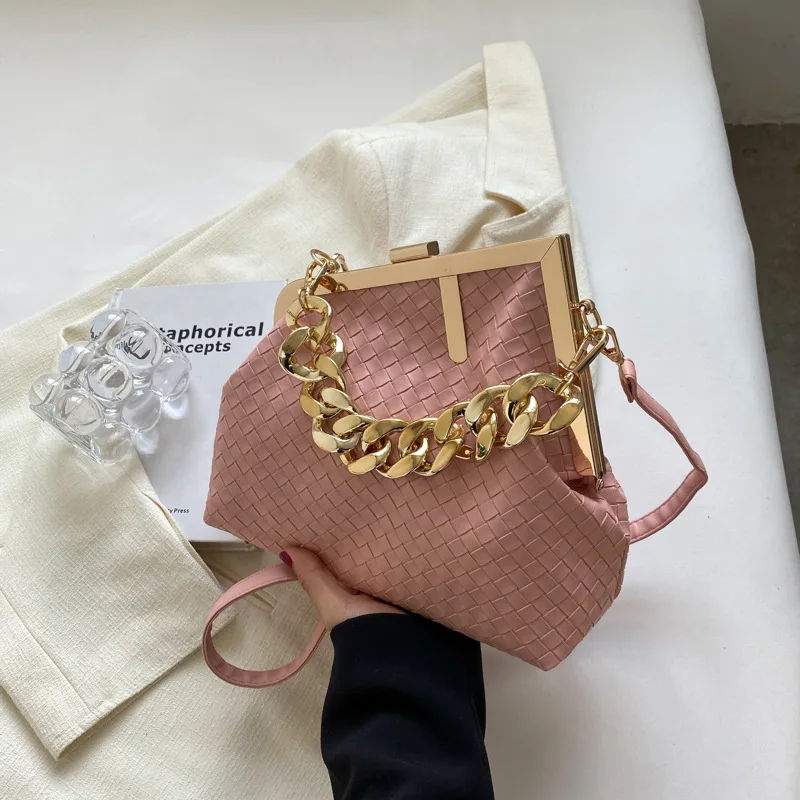 Advanced Texture Fashion Thick Chain Niche Women 2024 New Clipped Button Crossbody Summer Woven Bag Shoulder Bag
