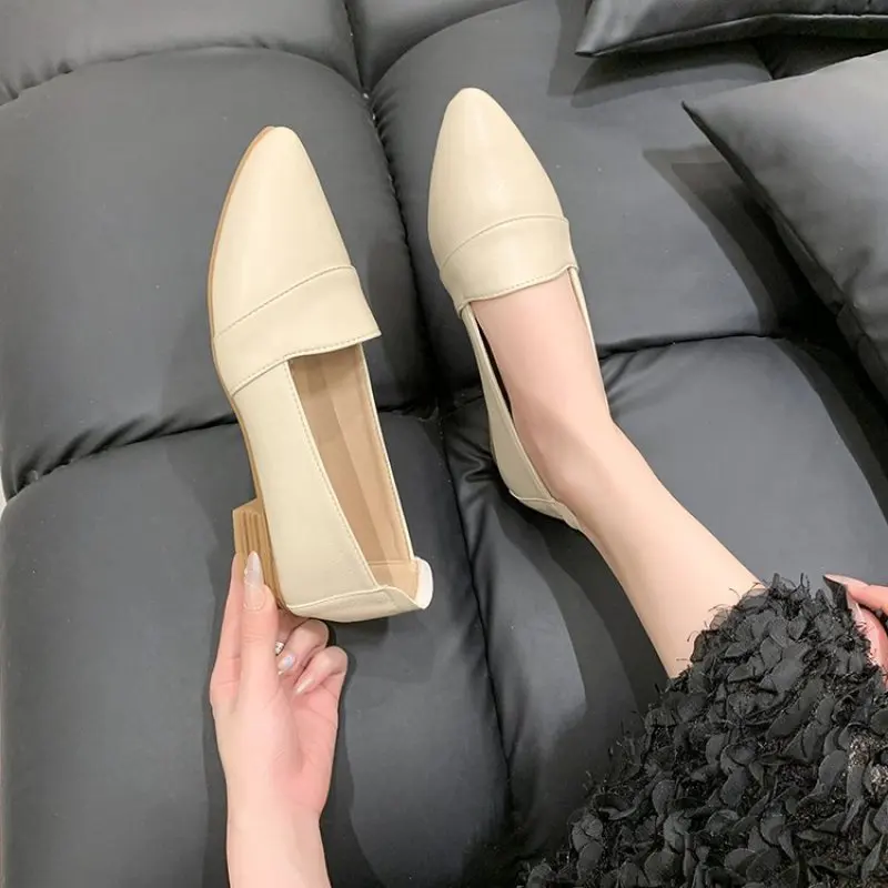 Bottomed Fashion Single Shoe Women New 2024 Four Season Shoes Pointed Toe Shallow Cut Leather Shoes Women Low Heels Women's Shoe