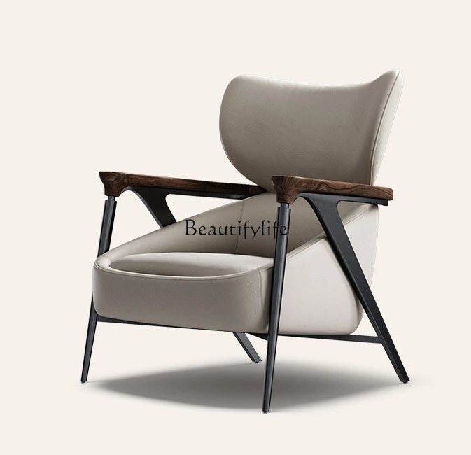 

Villa High-Grade Leather Lounge Chair Light Luxury Wingback Chair