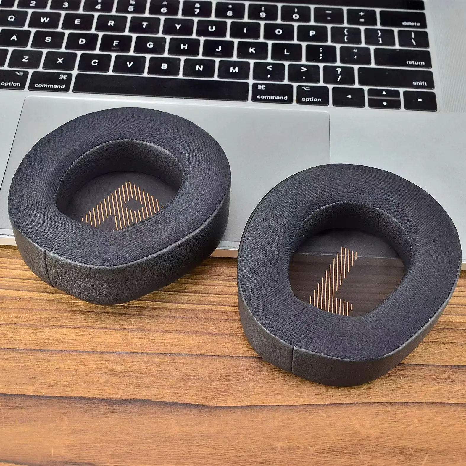 Upgraded cooling Gel Ear Pads for JBL Quantum 800 Q800 Headphone Replacement Ear Cover Earmuffs Ear cushions headband rubber