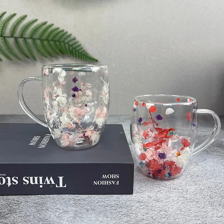 Taza de café de doble pared con asas, tazas de leche transparentes, regalos, vaso de vidrio de borosilicato alto, relleno de flores simuladas, 250/350ml