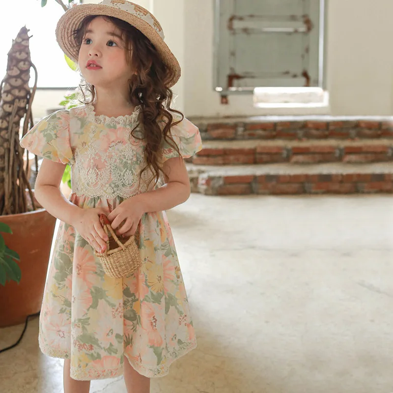 

2024 Summer Strawberry Shan Law Sweet Girl Girl Beautiful Greasy Flower Puff Sleeve Dress Spot Zhengm